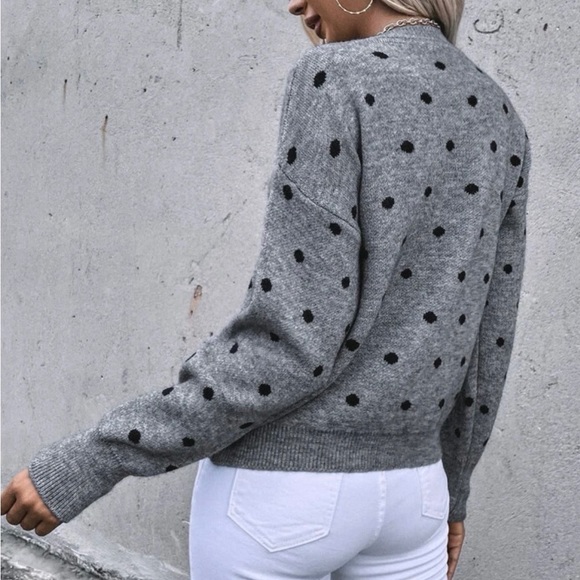 Pullover Women's Sweater (Size: Petite Medium) - Picture 2 of 4